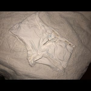 Bullhead short shorts